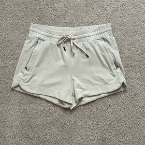 Calia by Carie Underwood Cream Shorts